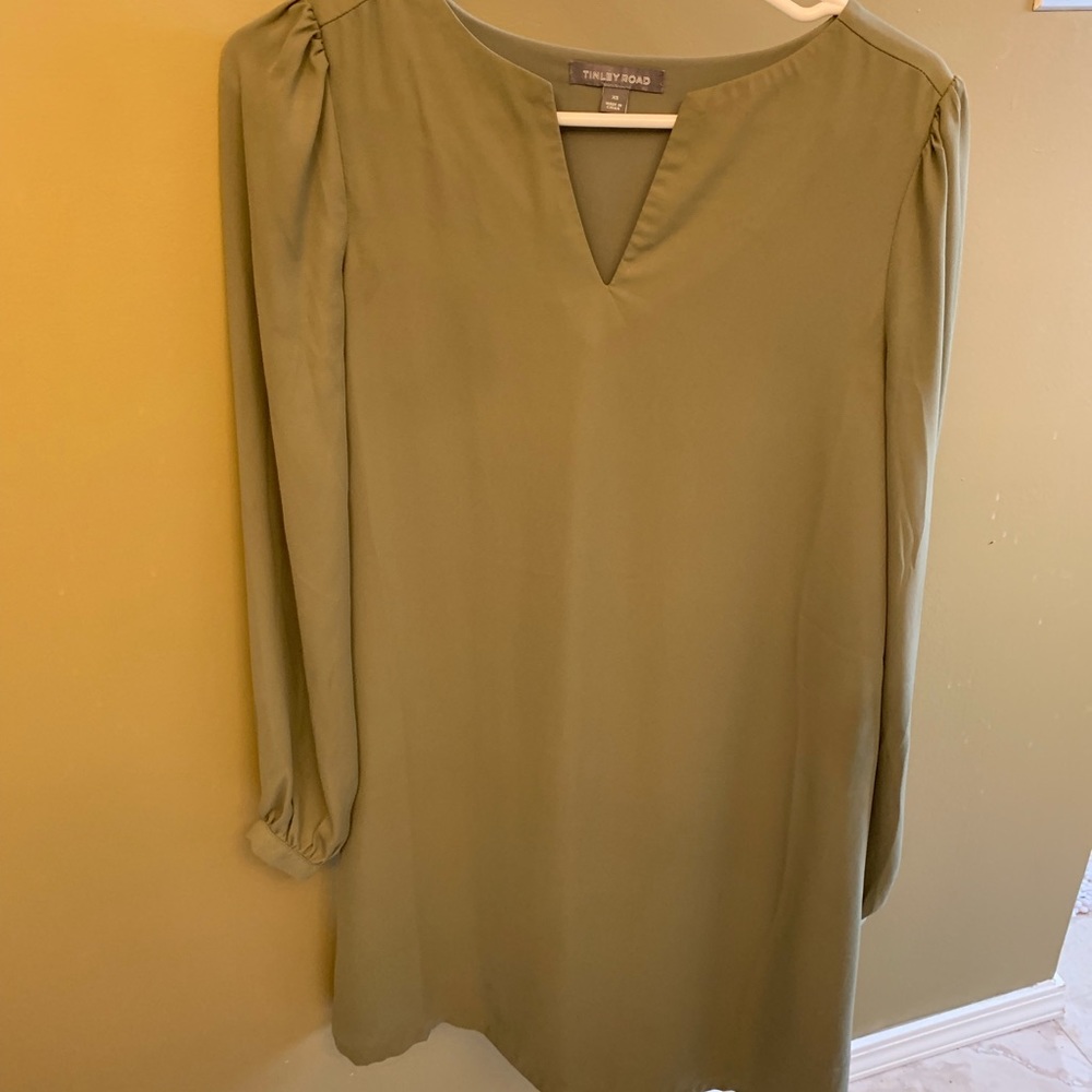 To let road olive dress
